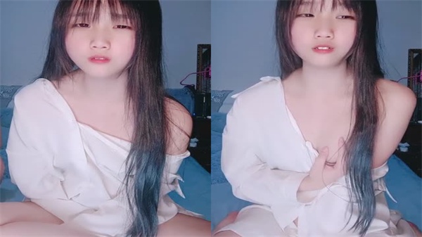 苗窕嫩妹口交伺候男友上位坐骑操逼